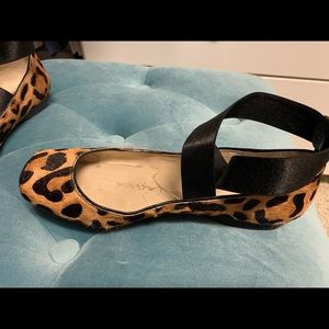 Cute animal print flats!